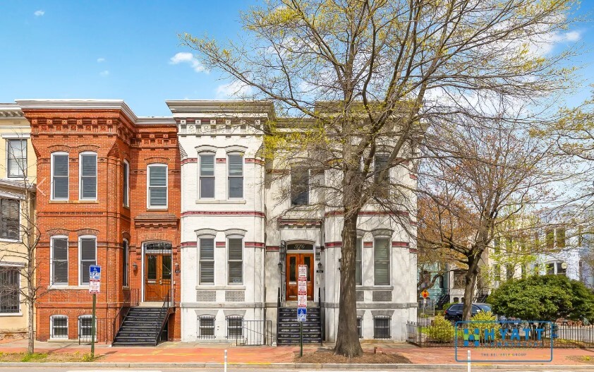 Primary Photo Of 926 Pennsylvania Ave SE, Washington Office Residential For Sale