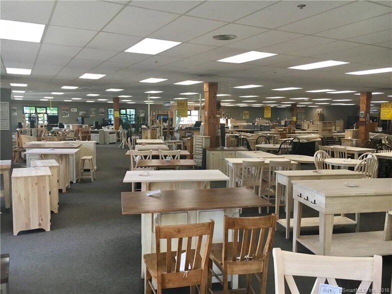 More Photos Of 312 E Main St, Branford Freestanding For Lease