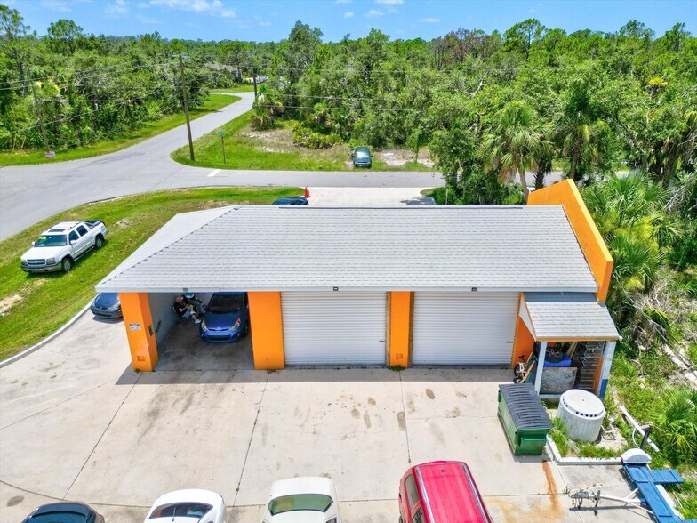 More Photos Of 15182 Dahlgren Ave, Port Charlotte Carwash For Lease