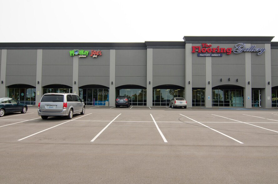 More Photos Of 1850 Bryant Rd, Lexington Warehouse For Lease