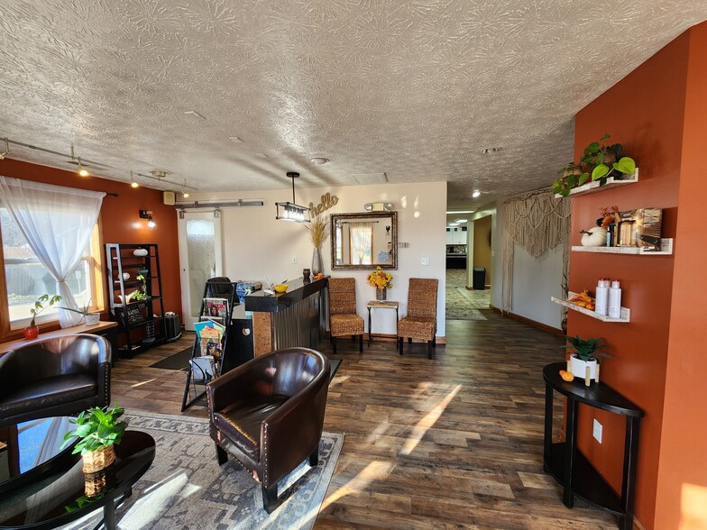 More Photos Of 3760 Union St, Lafayette Specialty For Sale