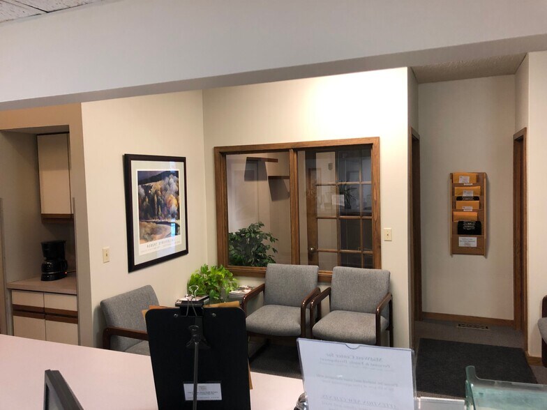 More Photos Of 5821 Cedar Lake Rd, Saint Louis Park Medical For Lease