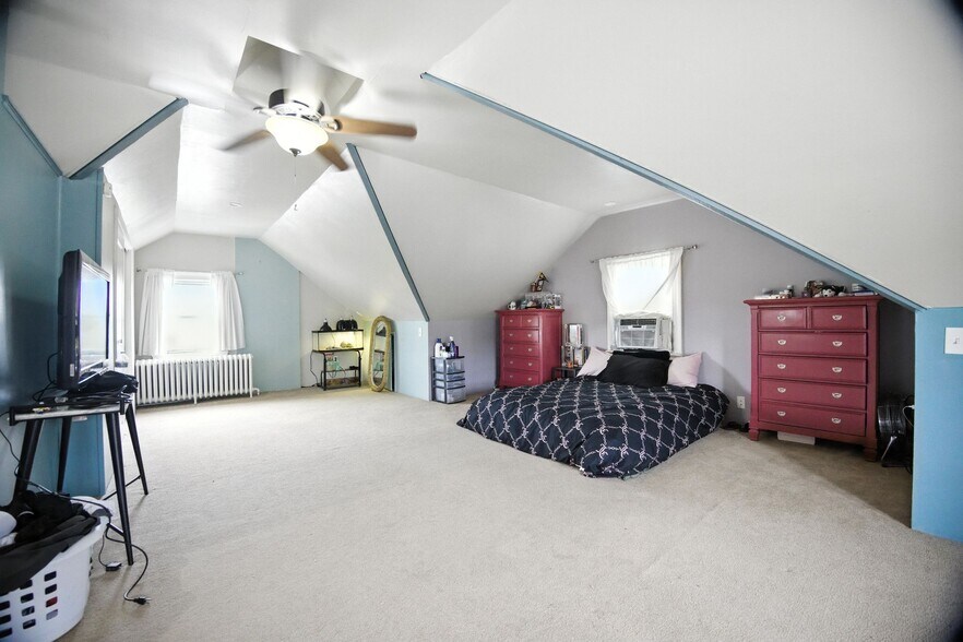 More Photos Of 83 Limekiln Pike, Glenside Storefront Retail Residential For Sale