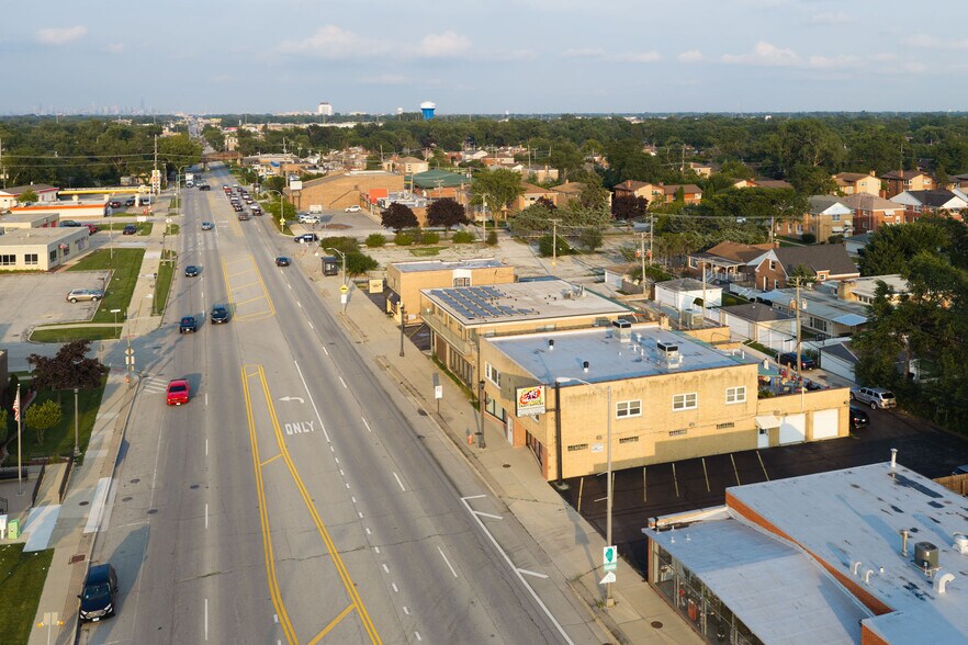 More Photos Of 10307-10311 W Roosevelt Rd, Westchester Storefront Retail Residential For Sale