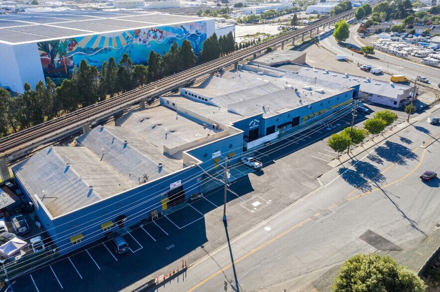 More Photos Of 2483-2495 Washington Ave, San Leandro Light Manufacturing For Lease