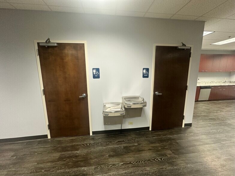 More Photos Of 6525 Shiloh Rd, Alpharetta Office Residential For Sale