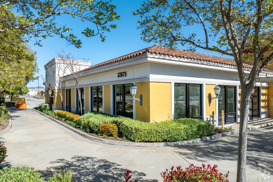 More Photos Of 32605 Temecula Pky, Temecula Unknown For Lease