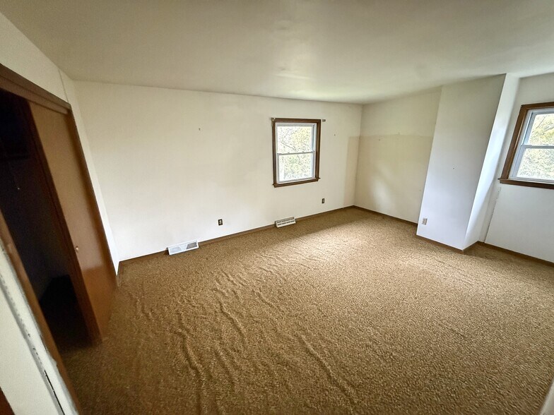 More Photos Of 2326 S Murray Rd, Janesville Land For Sale