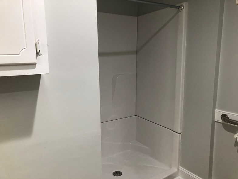 More Photos Of 445 Western Blvd, Jacksonville Medical For Lease
