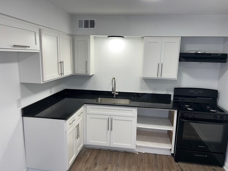 More Photos Of 1148 S Memorial Dr, Tulsa Apartments For Sale