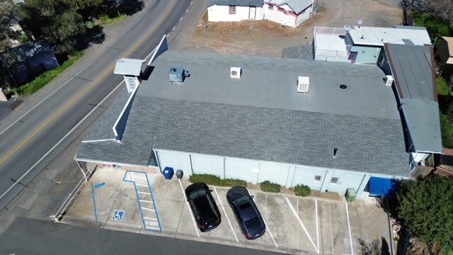 More Photos Of 14420 Lakeshore Dr, Clearlake Office For Sale