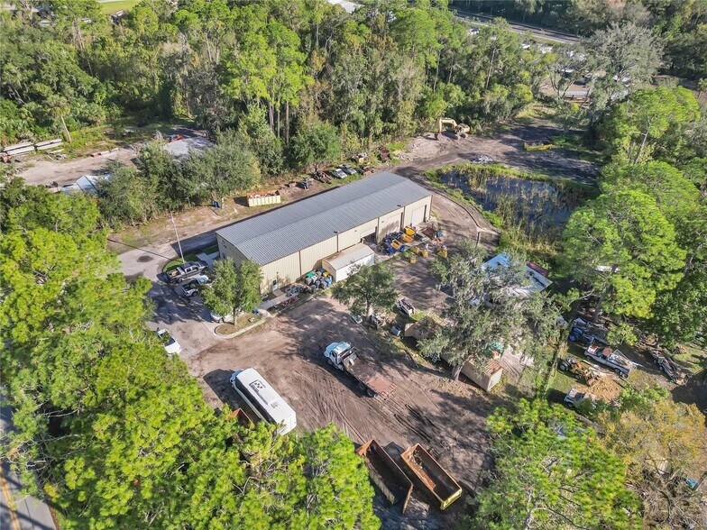 More Photos Of 875 Lakeview Dr, Deland Warehouse For Sale