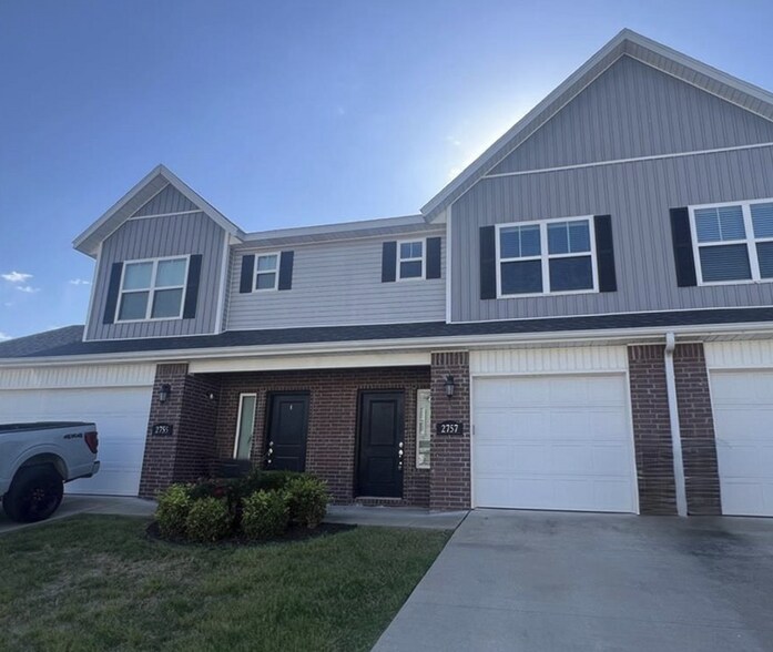 More Photos Of 2755 W Kilimanjaro Way, Rogers Multifamily For Sale