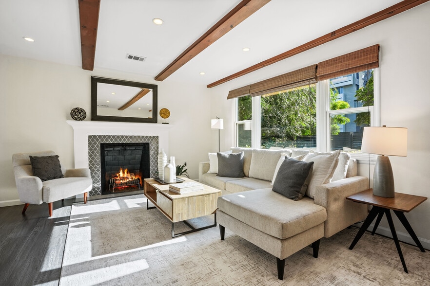 More Photos Of 5438-5440 Colfax Ave, Valley Village Apartments For Sale