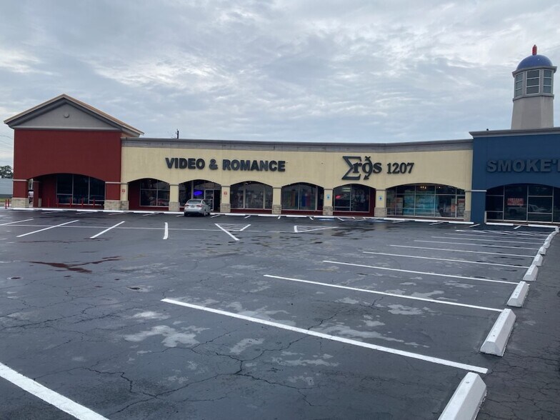 Primary Photo Of 1201-1207 Spencer Hwy, South Houston General Retail For Sale