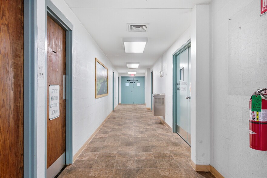 More Photos Of 5190 Dominion Dr, Dublin Warehouse For Sale