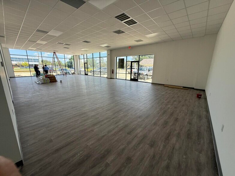 More Photos Of 21681 Kingsland Blvd, Katy Storefront Retail Office For Lease