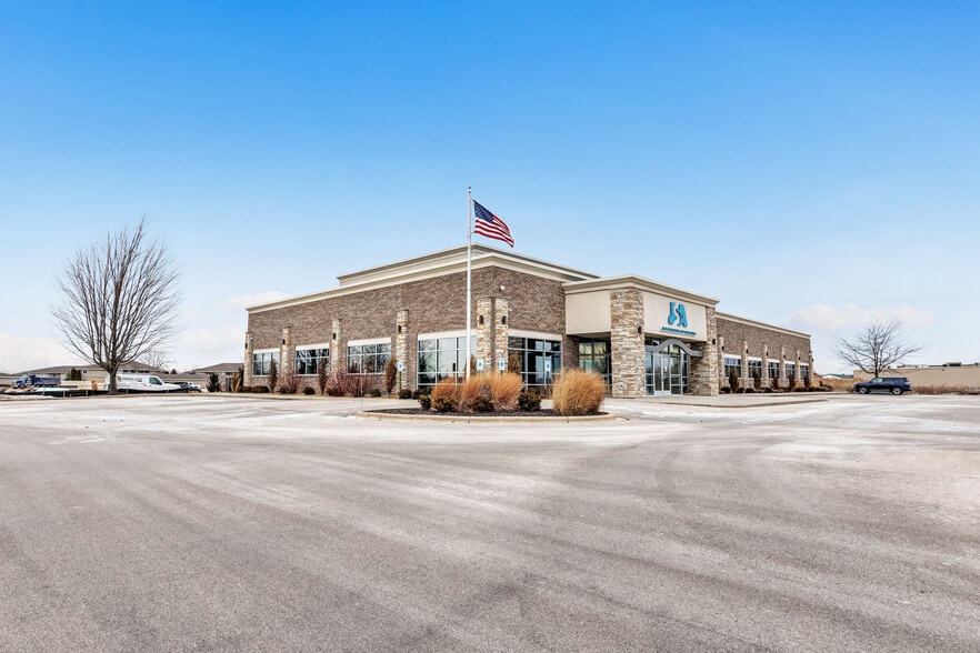 Primary Photo Of 3450 Packerland Dr, De Pere Medical For Sale
