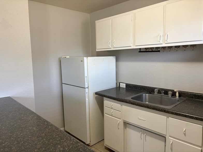 More Photos Of 5125 W 10th St, Indianapolis Apartments For Sale