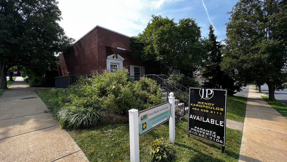 More Photos Of 2100 Ferry St, Easton Medical For Lease