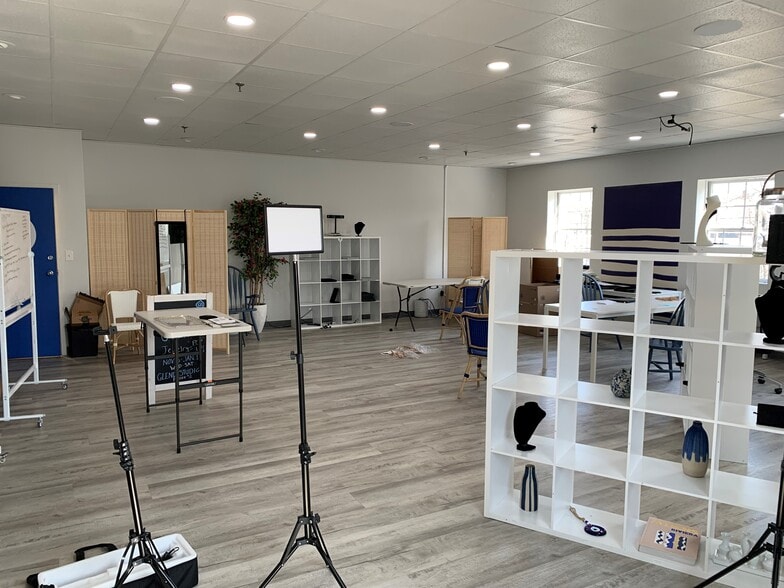 More Photos Of 277 Linden St, Wellesley Office For Lease