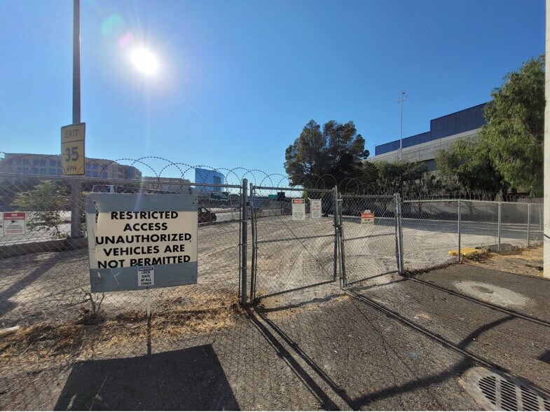 More Photos Of 1788 Bayshore rd, East Palo Alto Land For Lease