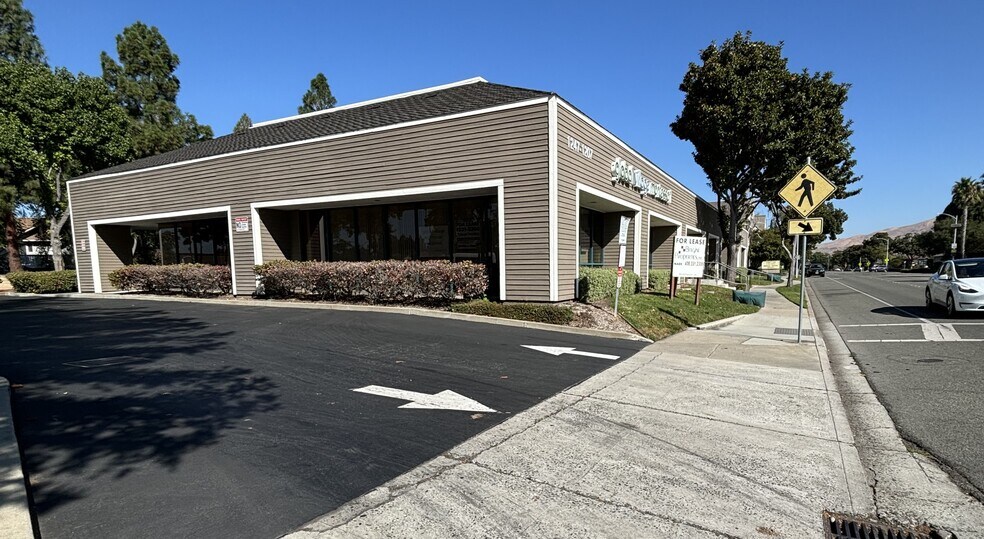 More Photos Of 1205-1247 S Park Victoria Dr, Milpitas Medical For Lease