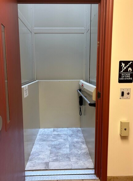 More Photos Of 85 Hopper Ave, Waldwick Medical For Sale