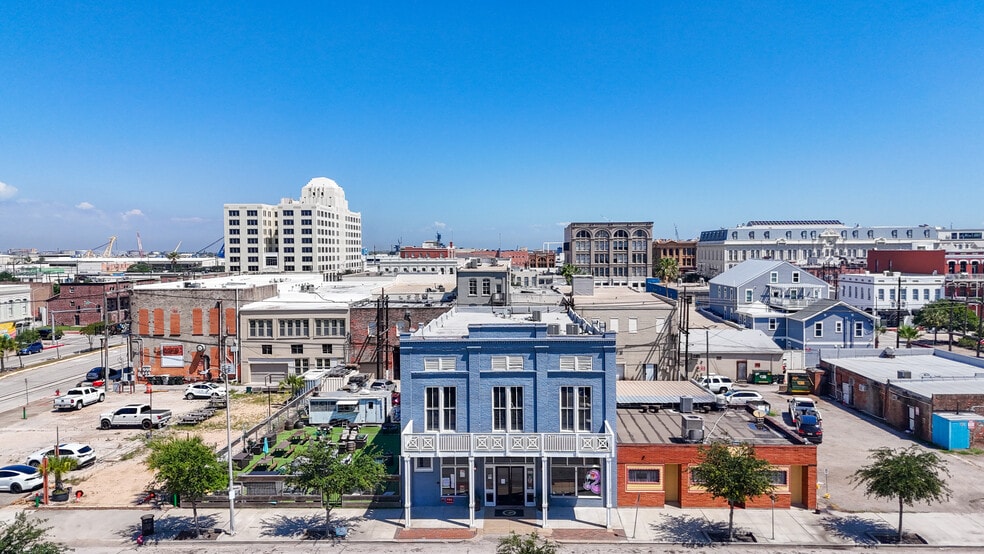 More Photos Of 2416 Post Office St, Galveston Storefront Retail Residential For Sale