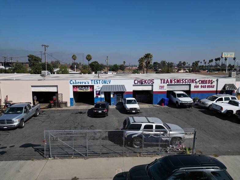 More Photos Of 2317-2339 Cabrera Ave, San Bernardino Service For Sale
