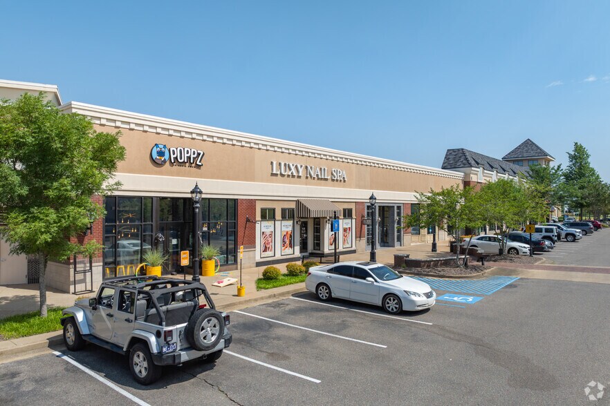 More Photos Of 4674 Merchants Park Cir, Collierville Unknown For Lease