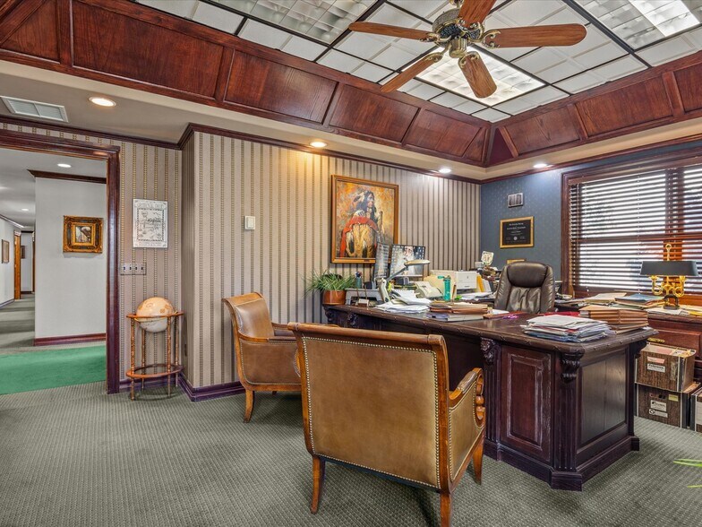 More Photos Of 800 Belford Ave, Grand Junction Office For Sale
