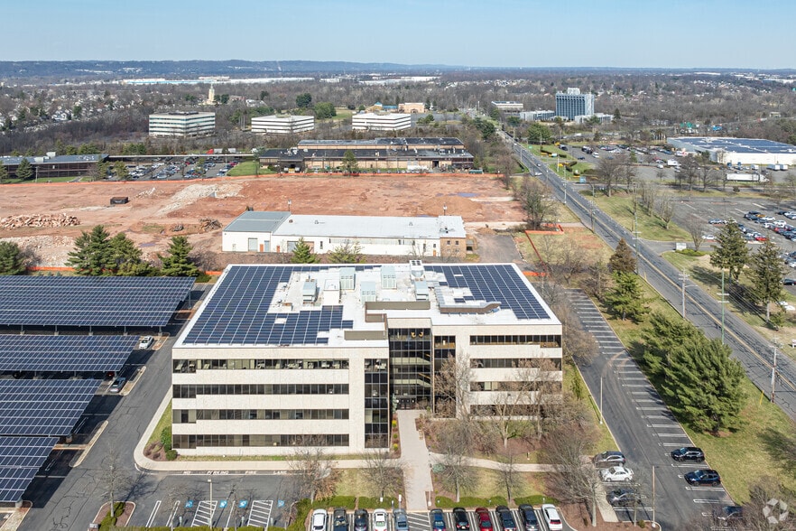 More Photos Of 100 Franklin Sq Dr, Somerset Office For Lease