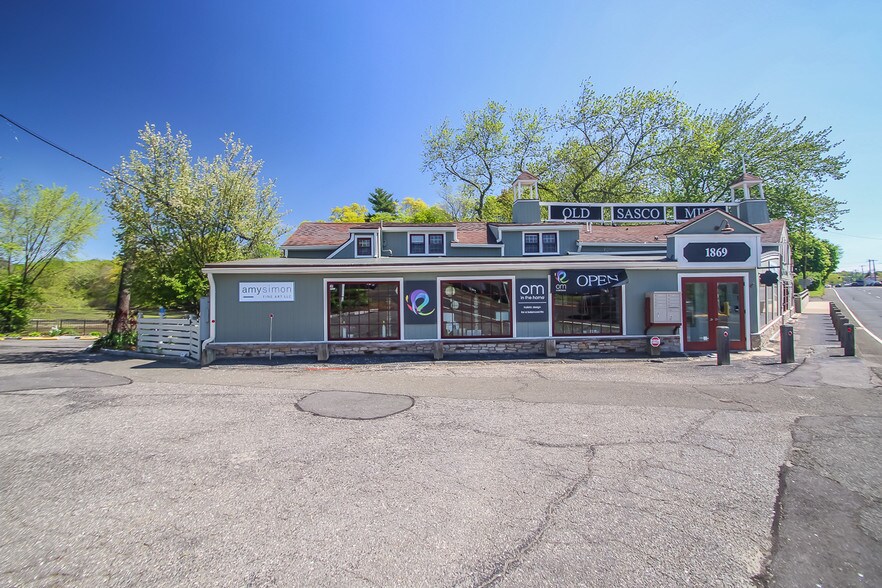 More Photos Of 1869 Post Rd E, Westport Freestanding For Lease