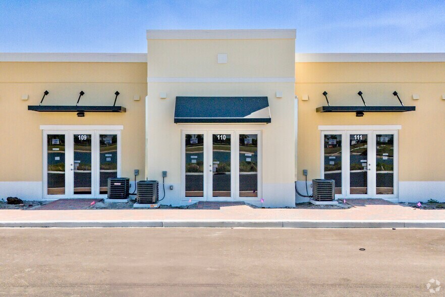 Primary Photo Of 11950 SW Tom Mackie Blvd, Port Saint Lucie Light Manufacturing For Lease
