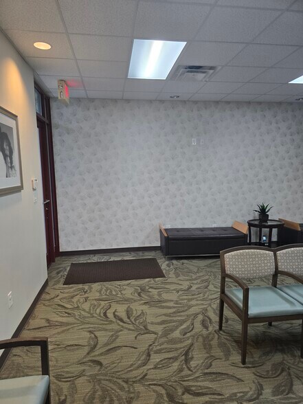 More Photos Of 2098 Teron Trace, Dacula Office For Sale