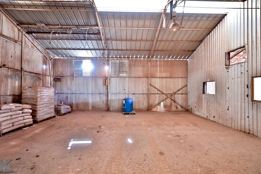 More Photos Of 3097 Brick Plant Rd, Snyder Manufacturing For Sale