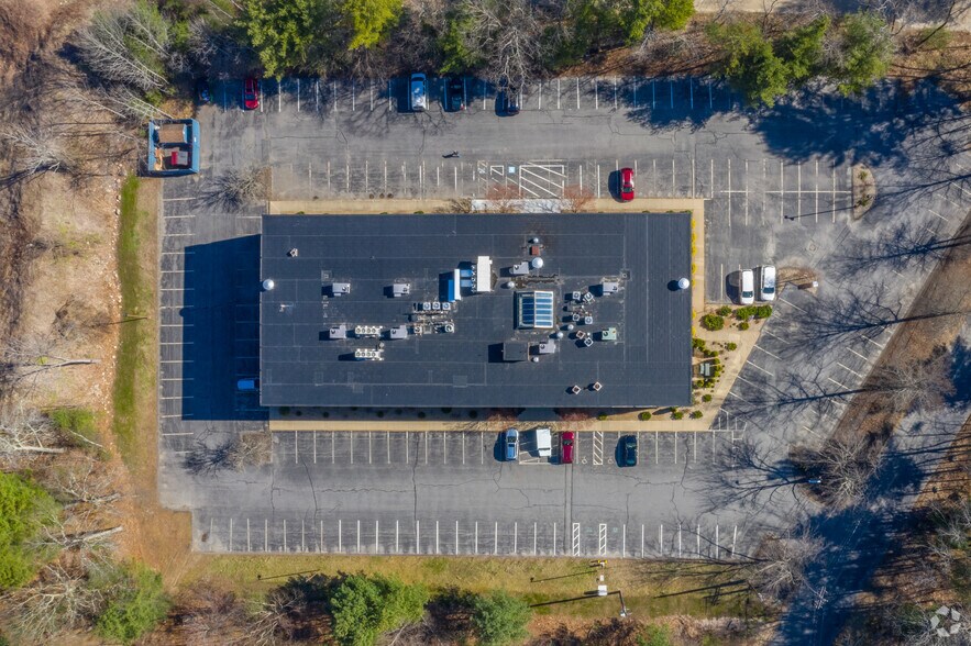 More Photos Of 2352 Main St, Concord Office For Lease