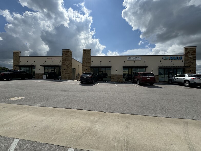 Primary Photo Of 201 St Joseph Unit 500 & Unit 400 ct, Liberty Hill Freestanding For Lease