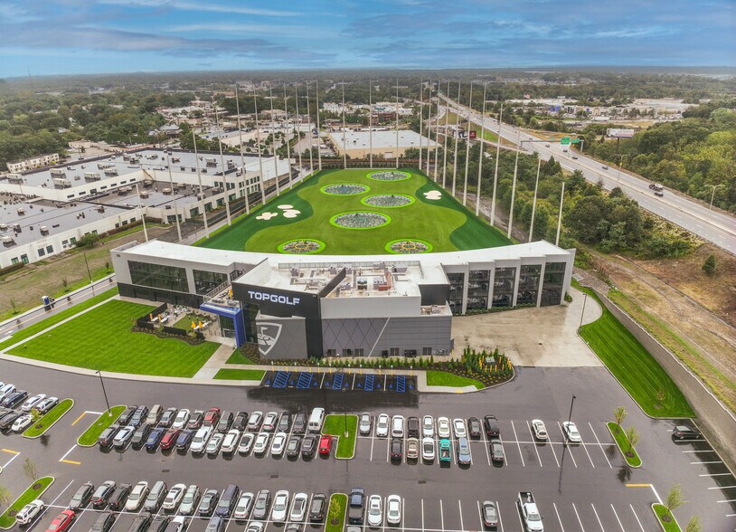 More Photos Of 100 Sockanosset Cross Rd, Cranston Office For Lease