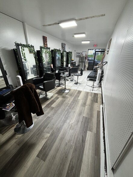 More Photos Of 972 18th Ave, Newark Storefront For Sale