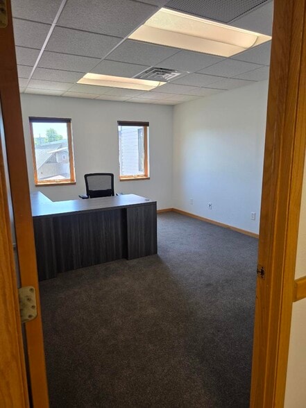 More Photos Of 1130 Sextonville Rd, Richland Center Medical For Lease