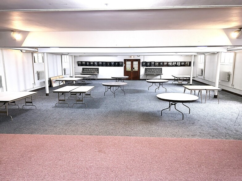 More Photos Of 1900 Oak Park Ave, Berwyn Religious Facility For Sale