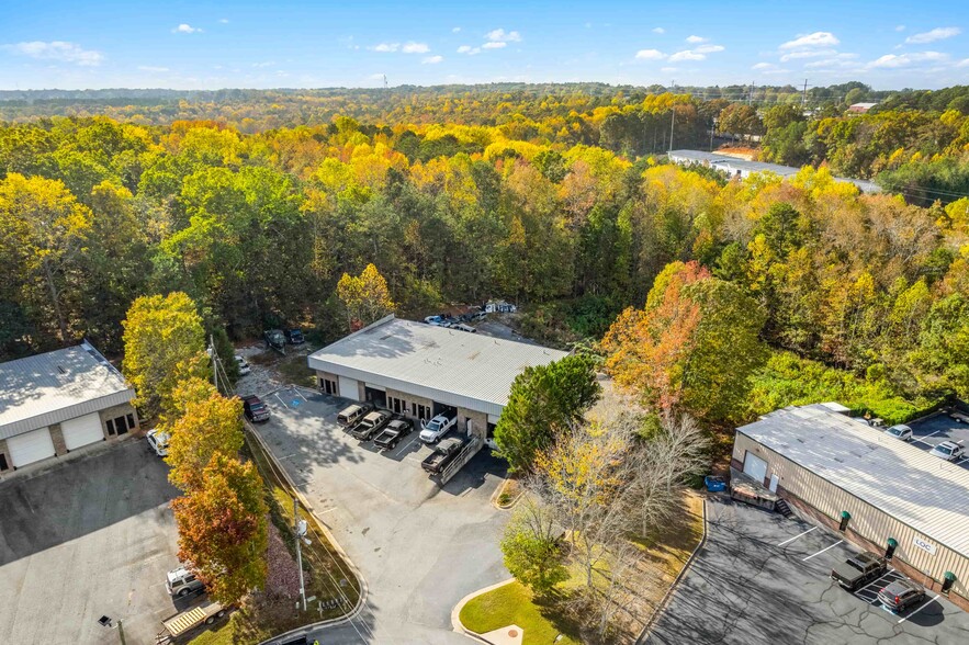 More Photos Of 1046 Parkway Ct, Buford Light Distribution For Lease