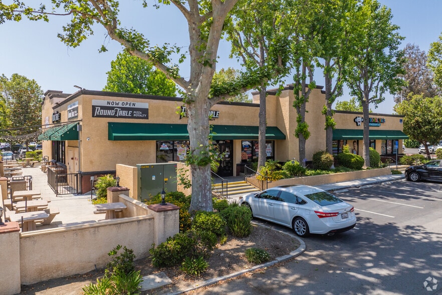 Primary Photo Of 2410-2837 Cochran St, Simi Valley Unknown For Lease