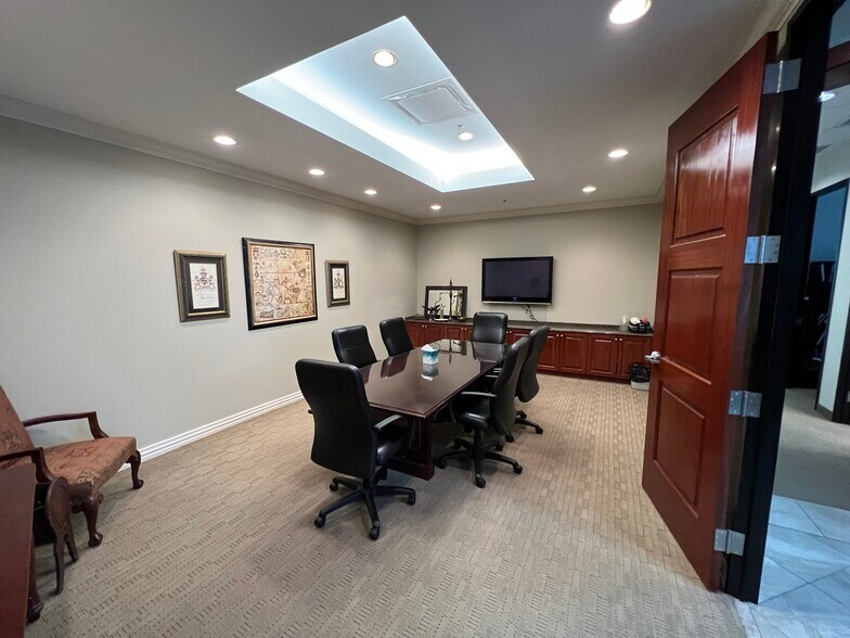 More Photos Of 735 Plaza Blvd, Coppell Office For Lease