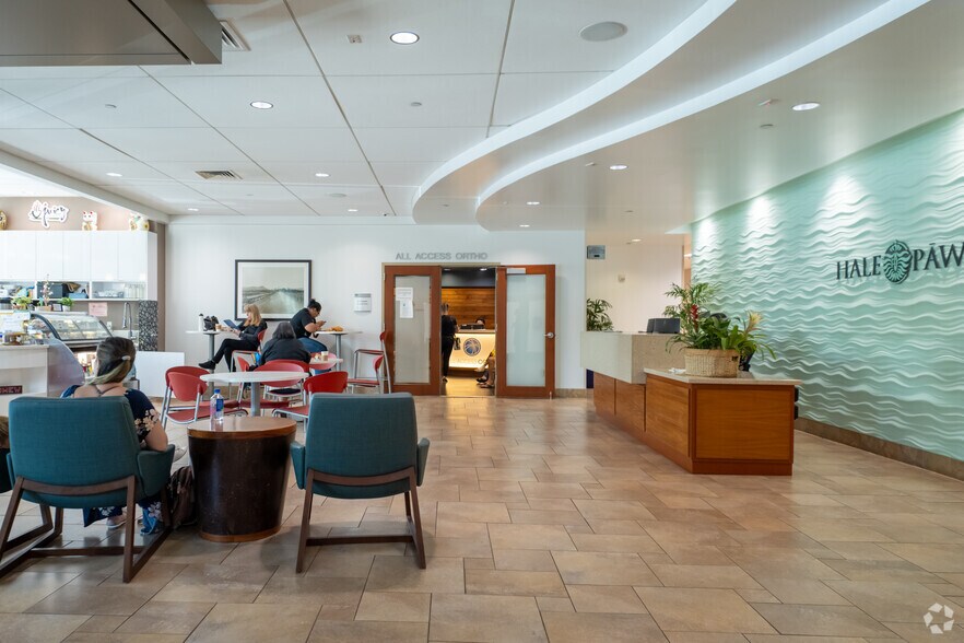 More Photos Of 1401 S Beretania St, Honolulu Office For Lease