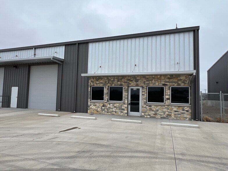 More Photos Of 120 Old Agnes Rd, Weatherford Light Distribution For Lease