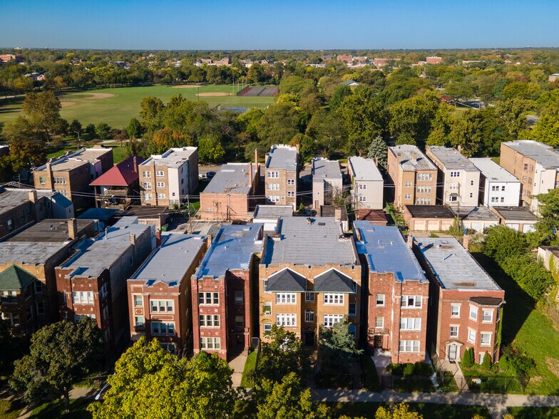 More Photos Of 11136 S Vernon Ave, Chicago Apartments For Sale