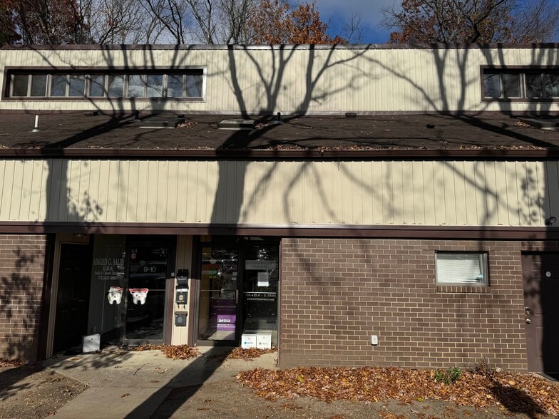 Primary Photo Of 5-10 Brunswick Woods Dr, East Brunswick Office For Lease